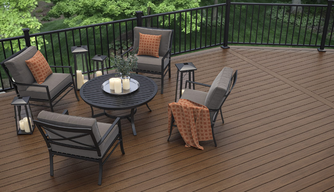 Trailhead WPC Decking With Outdoor Dining Area